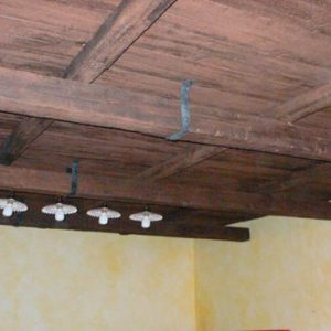soffitto-legno-noce-2-553x400-300x300